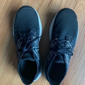 Mens New Balance 1080 size 13